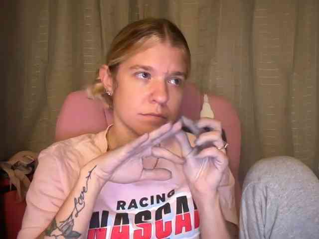 AmericnBarbie webcam