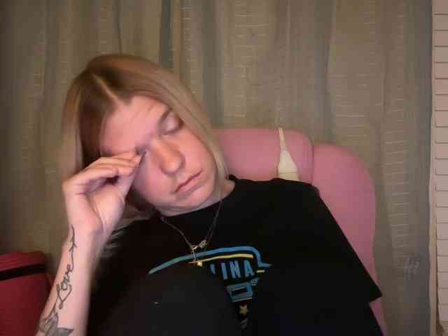 AmericnBarbie webcam