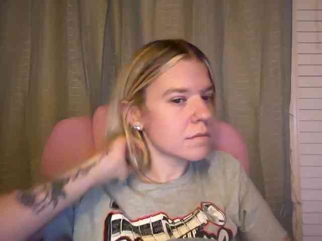 AmericnBarbie webcam