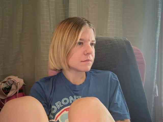 AmericnBarbie webcam