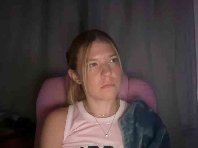 AmericnBarbie webcam