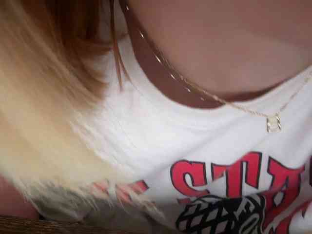 AmericnBarbie webcam