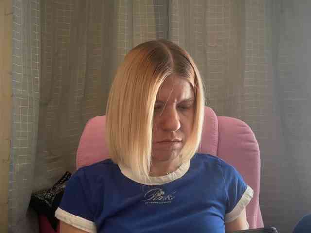 AmericnBarbie webcam