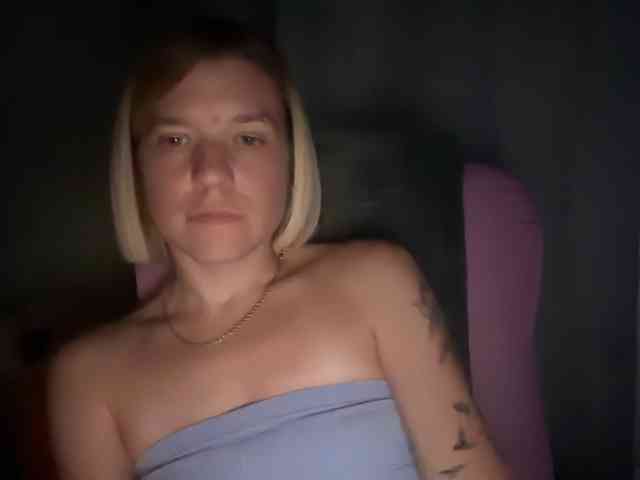 AmericnBarbie webcam
