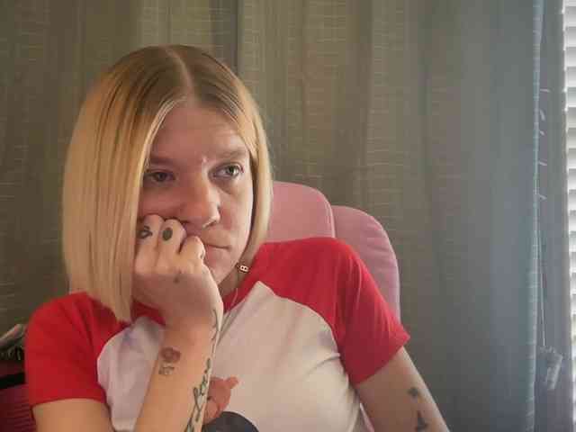 AmericnBarbie webcam