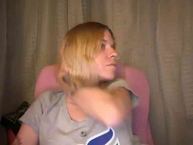 AmericnBarbie webcam