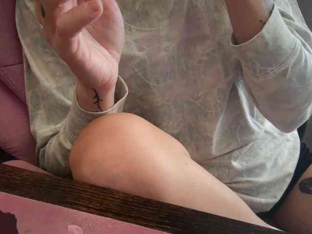 AmericnBarbie webcam
