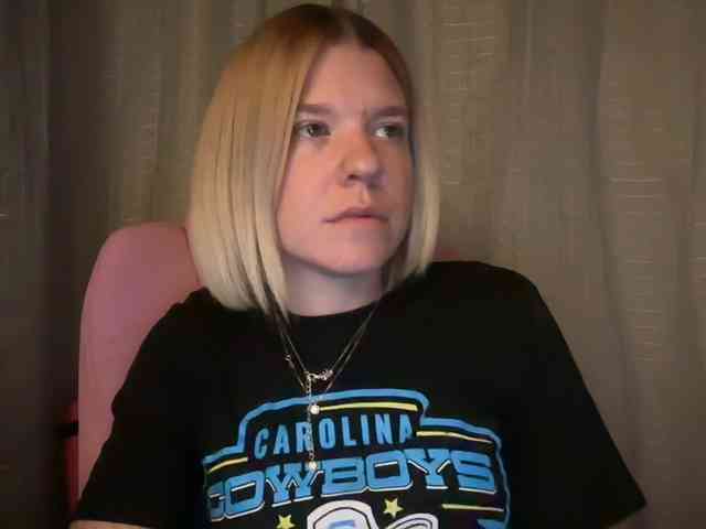 AmericnBarbie webcam