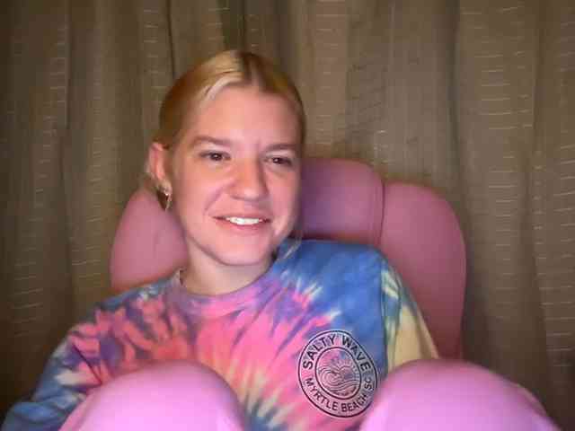AmericnBarbie webcam