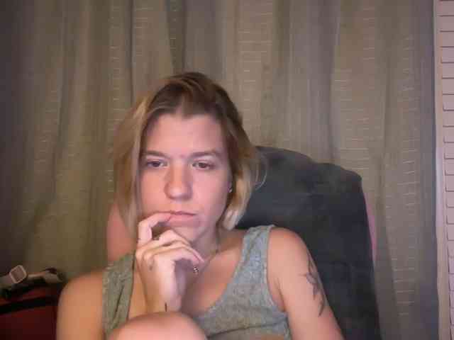 AmericnBarbie webcam