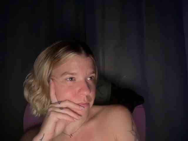 AmericnBarbie webcam