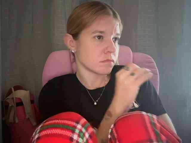 AmericnBarbie webcam