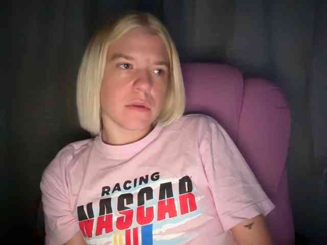AmericnBarbie webcam
