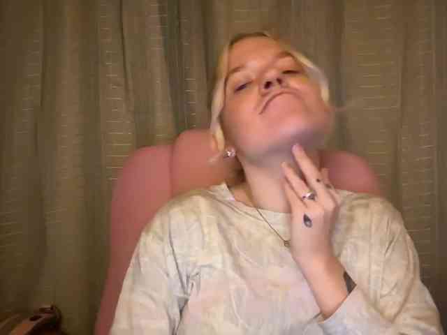 AmericnBarbie webcam