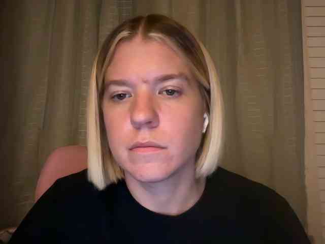 AmericnBarbie webcam