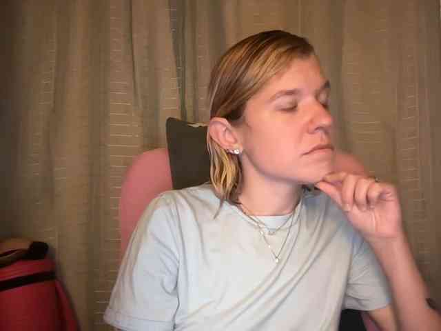 AmericnBarbie webcam