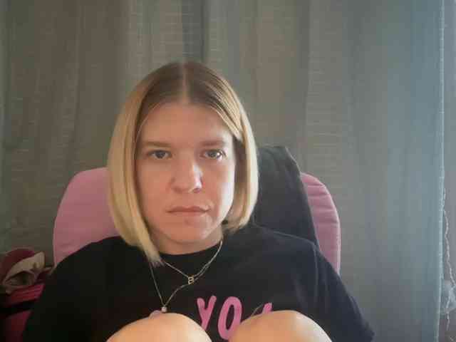AmericnBarbie webcam