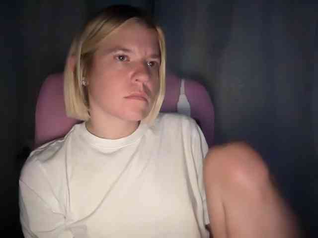 AmericnBarbie webcam