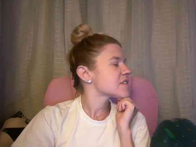 AmericnBarbie webcam