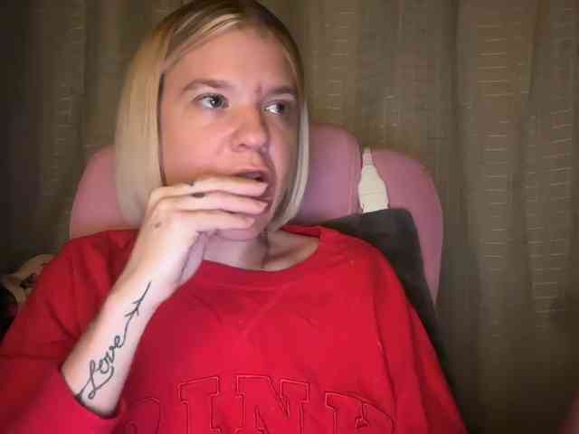 AmericnBarbie webcam
