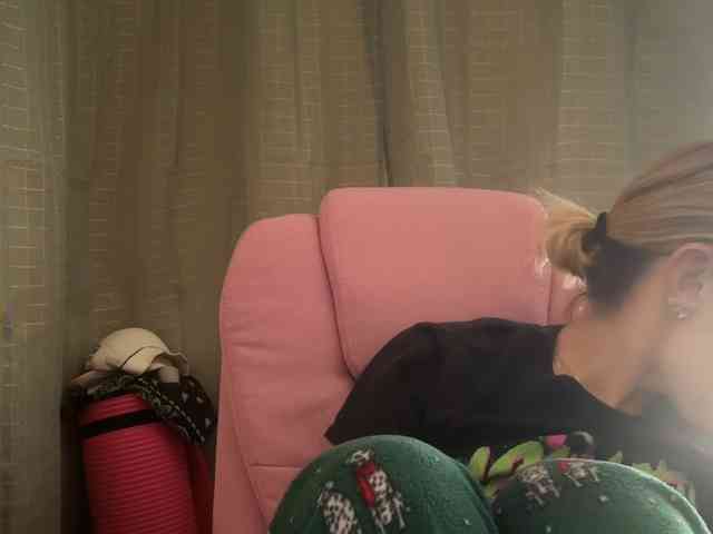 AmericnBarbie webcam