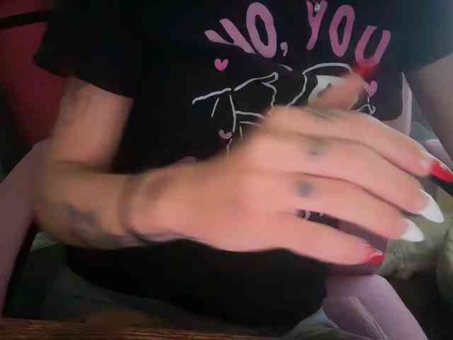 AmericnBarbie webcam