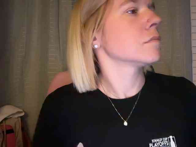 AmericnBarbie webcam