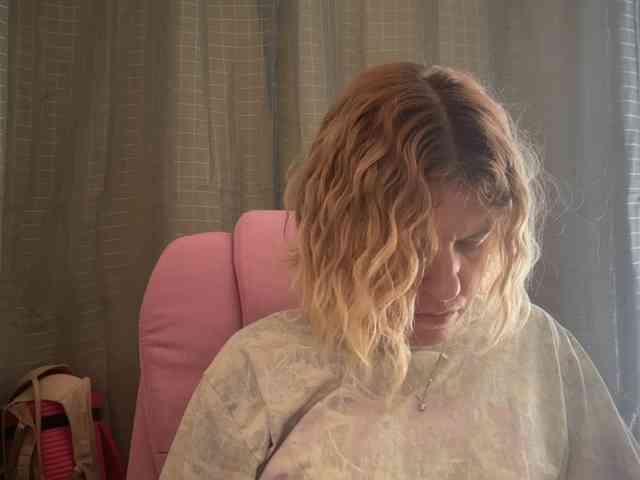 AmericnBarbie webcam