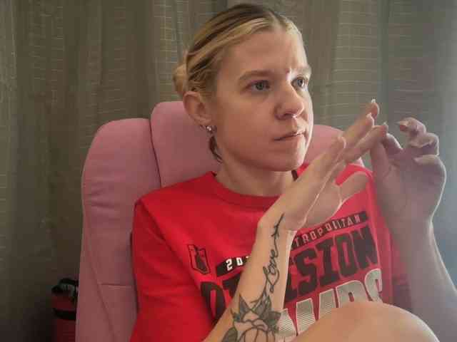 AmericnBarbie webcam