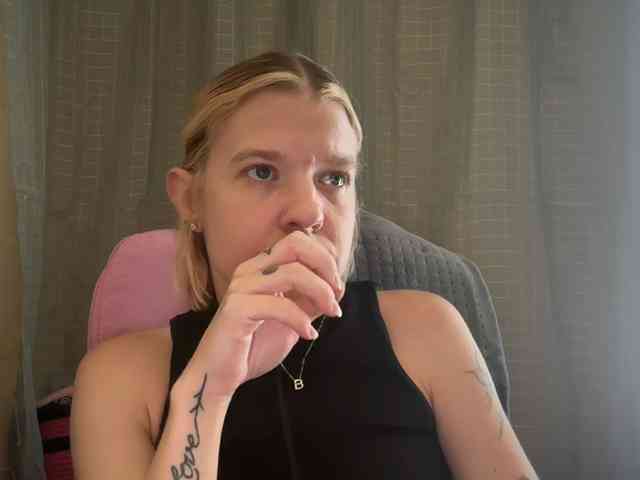 AmericnBarbie webcam