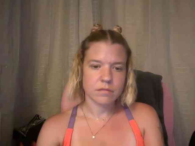 AmericnBarbie webcam