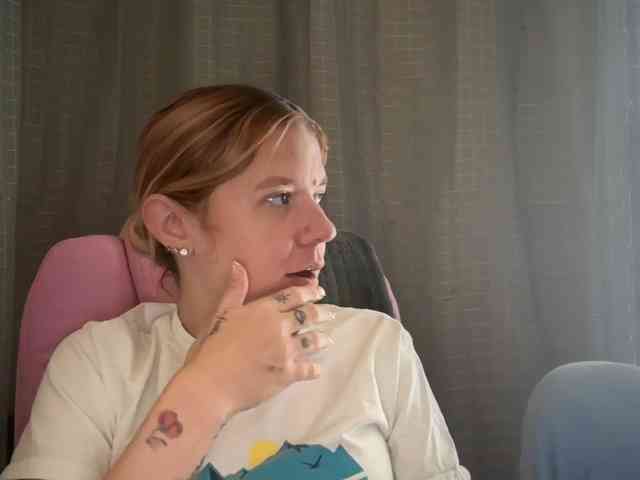 AmericnBarbie webcam