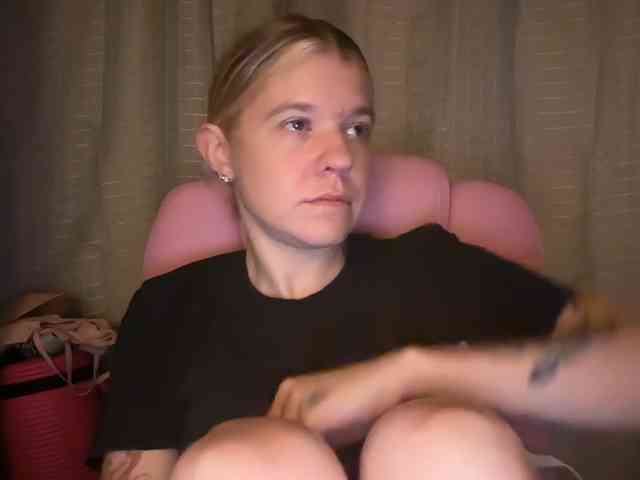 AmericnBarbie webcam