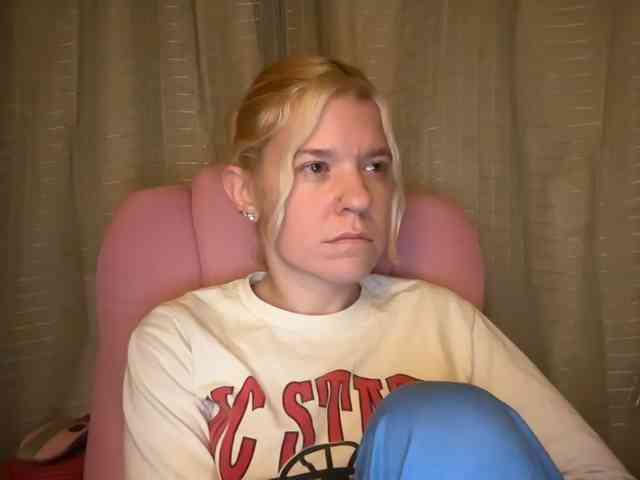 AmericnBarbie webcam
