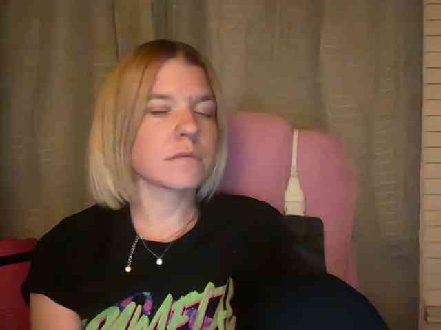 AmericnBarbie webcam