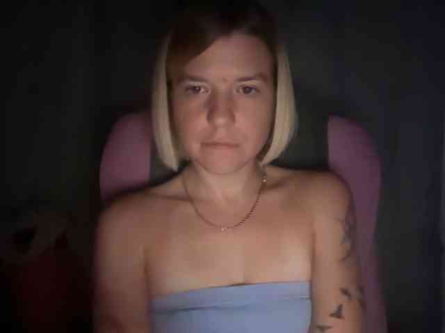 AmericnBarbie webcam