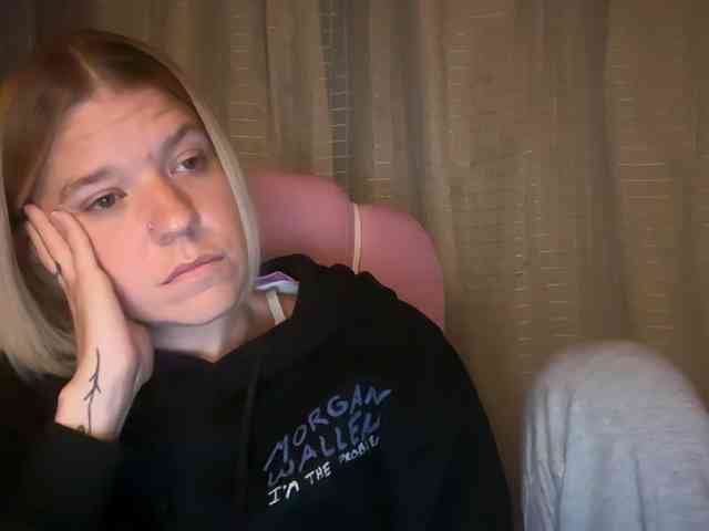 AmericnBarbie webcam