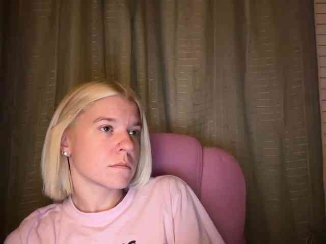AmericnBarbie webcam