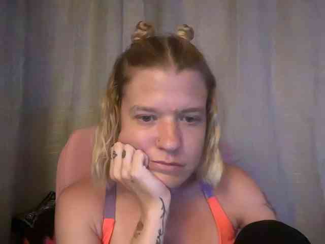 AmericnBarbie webcam