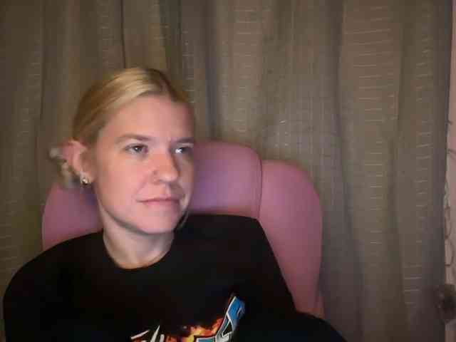 AmericnBarbie webcam