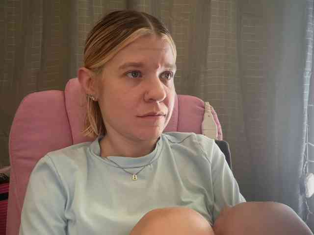 AmericnBarbie webcam