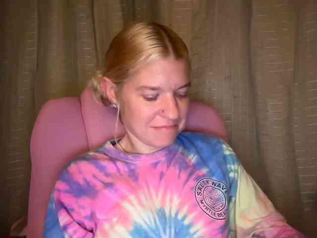 AmericnBarbie webcam