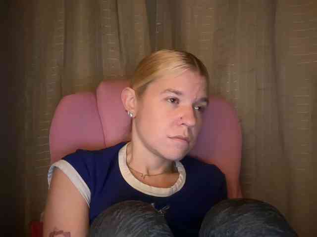 AmericnBarbie webcam