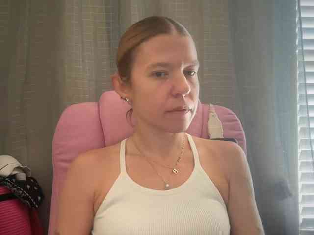 AmericnBarbie webcam