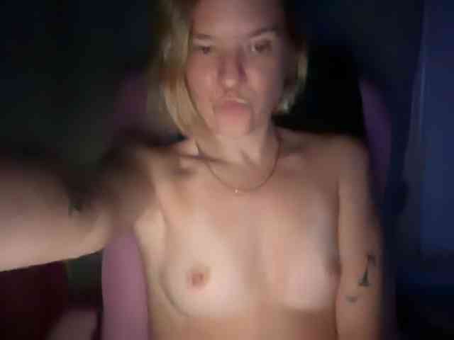 AmericnBarbie webcam