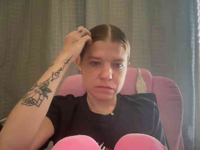 AmericnBarbie webcam