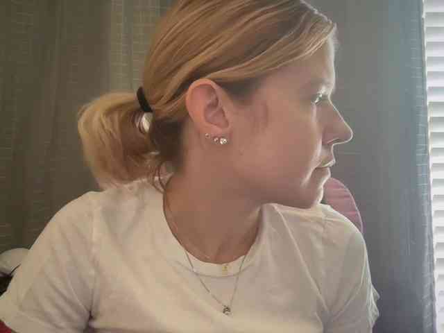 AmericnBarbie webcam