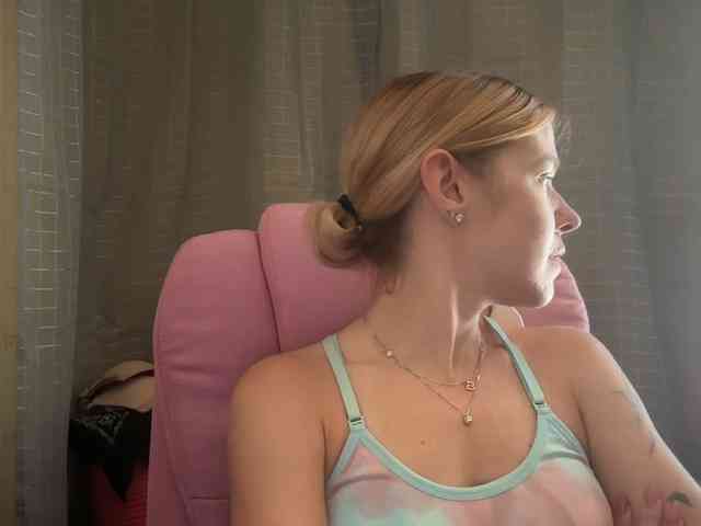 AmericnBarbie webcam