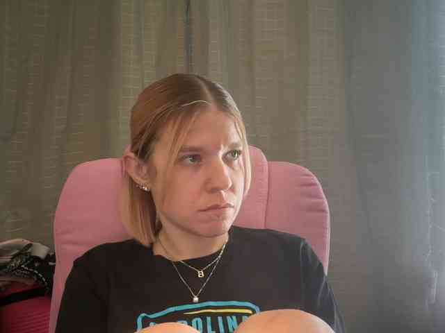 AmericnBarbie webcam
