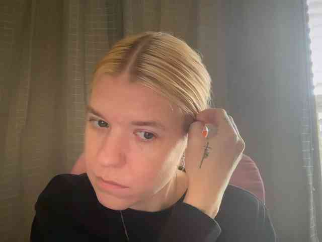 AmericnBarbie webcam